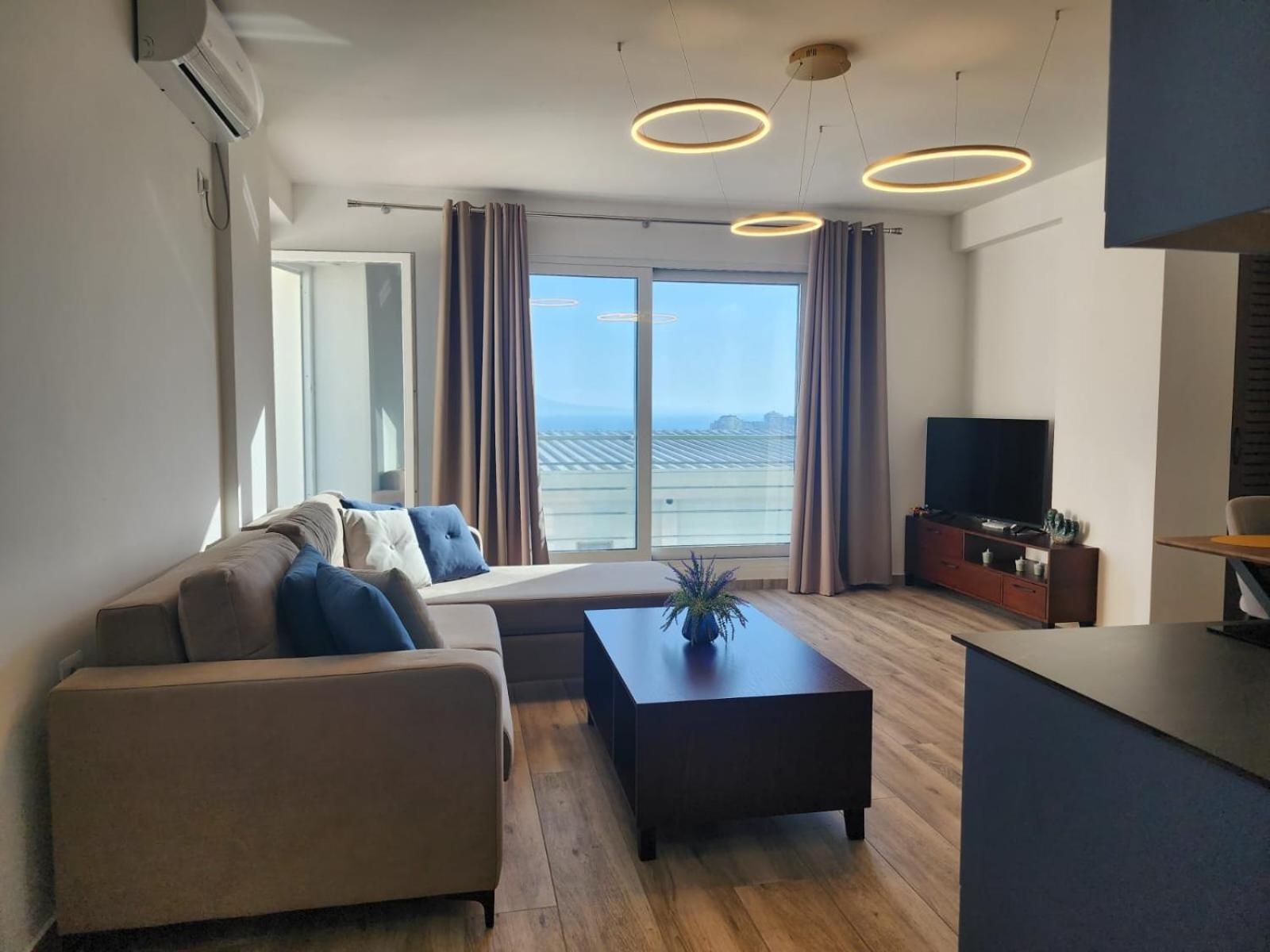 Olja Sea View Apartament *